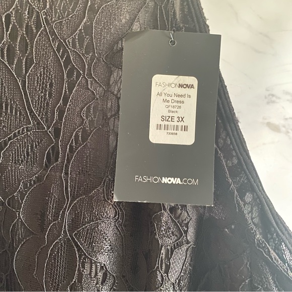 NWT Fashion Nova All You Need Is Me Dramatic Bell Sleeve Dress Size 3X - Picture 9 of 9